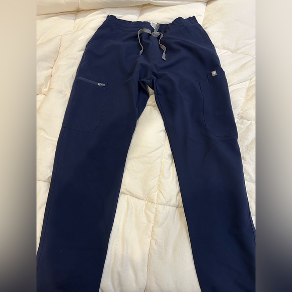 Figs Navy Yola pants S/P - Picture 1 of 2